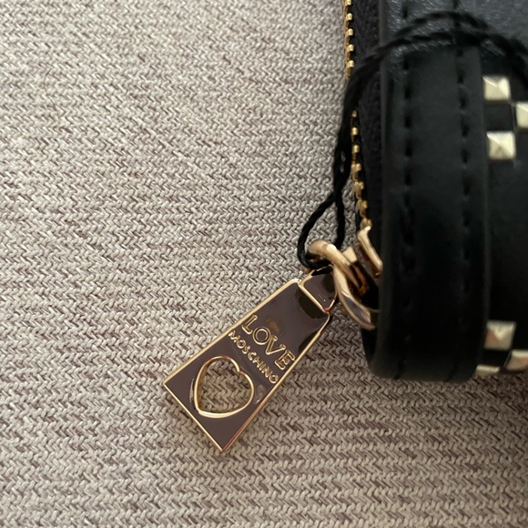 LOVE MOSCHINO Wallet. - Picture 6 of 7